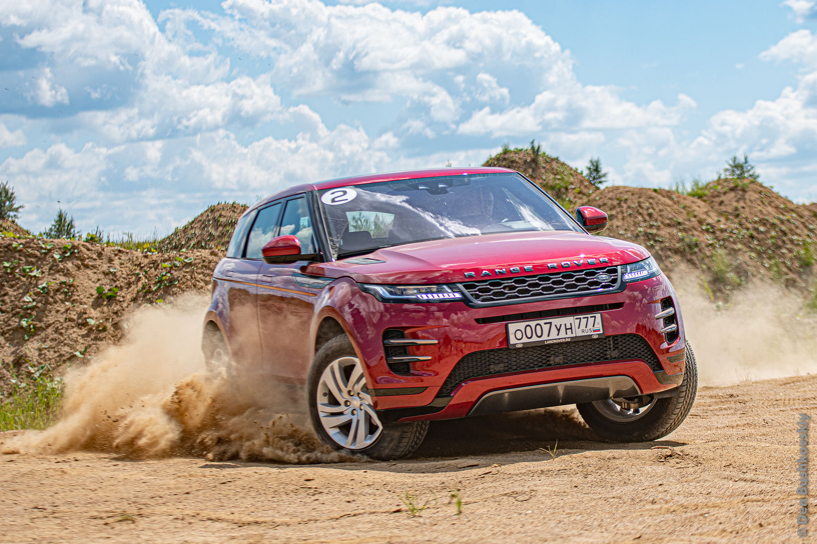 Фотограф Денис Бушковский. Range Rover Evoque 2019. Без названия