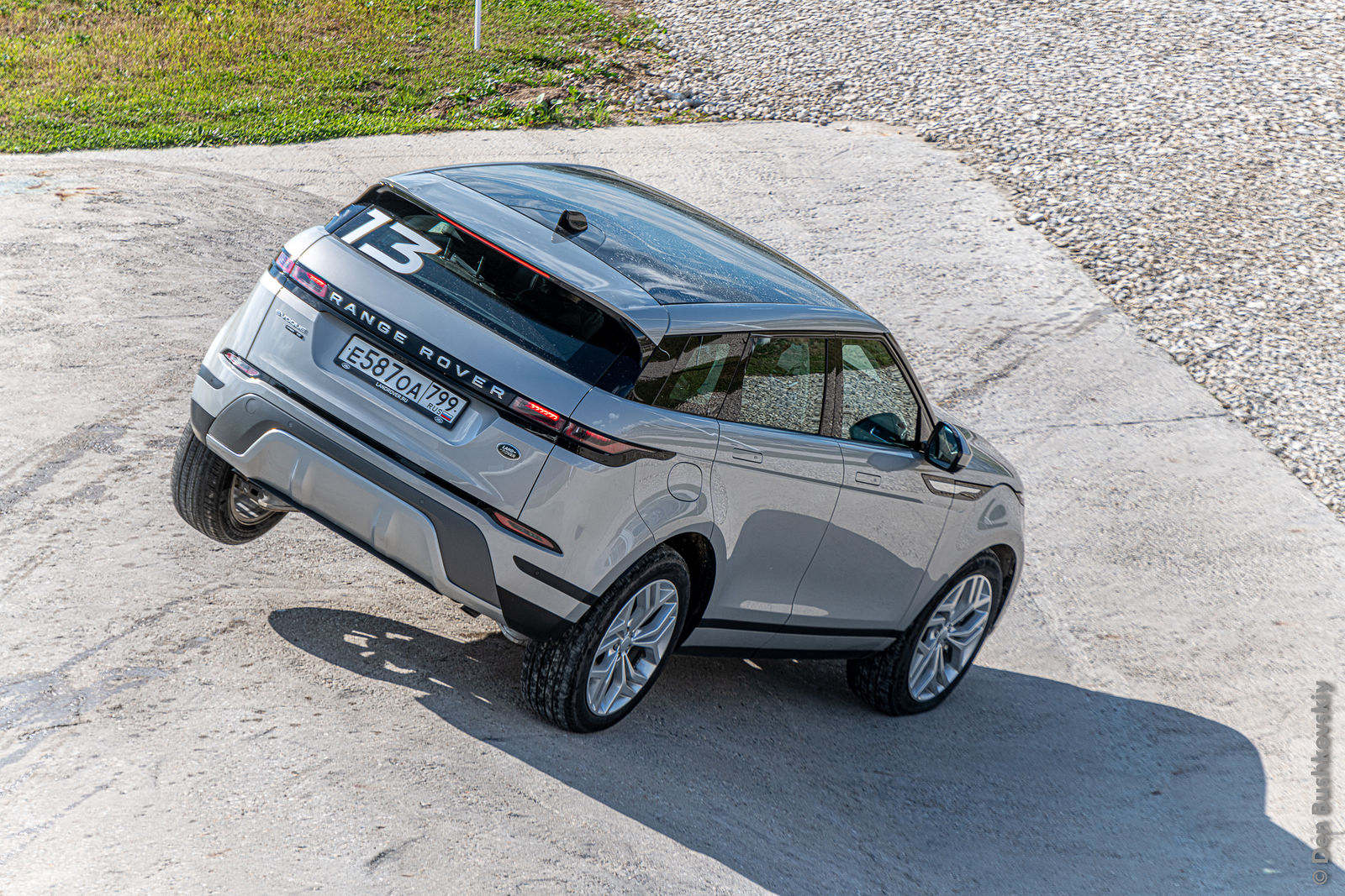 Фотограф Денис Бушковский. Range Rover Evoque 2019. Без названия