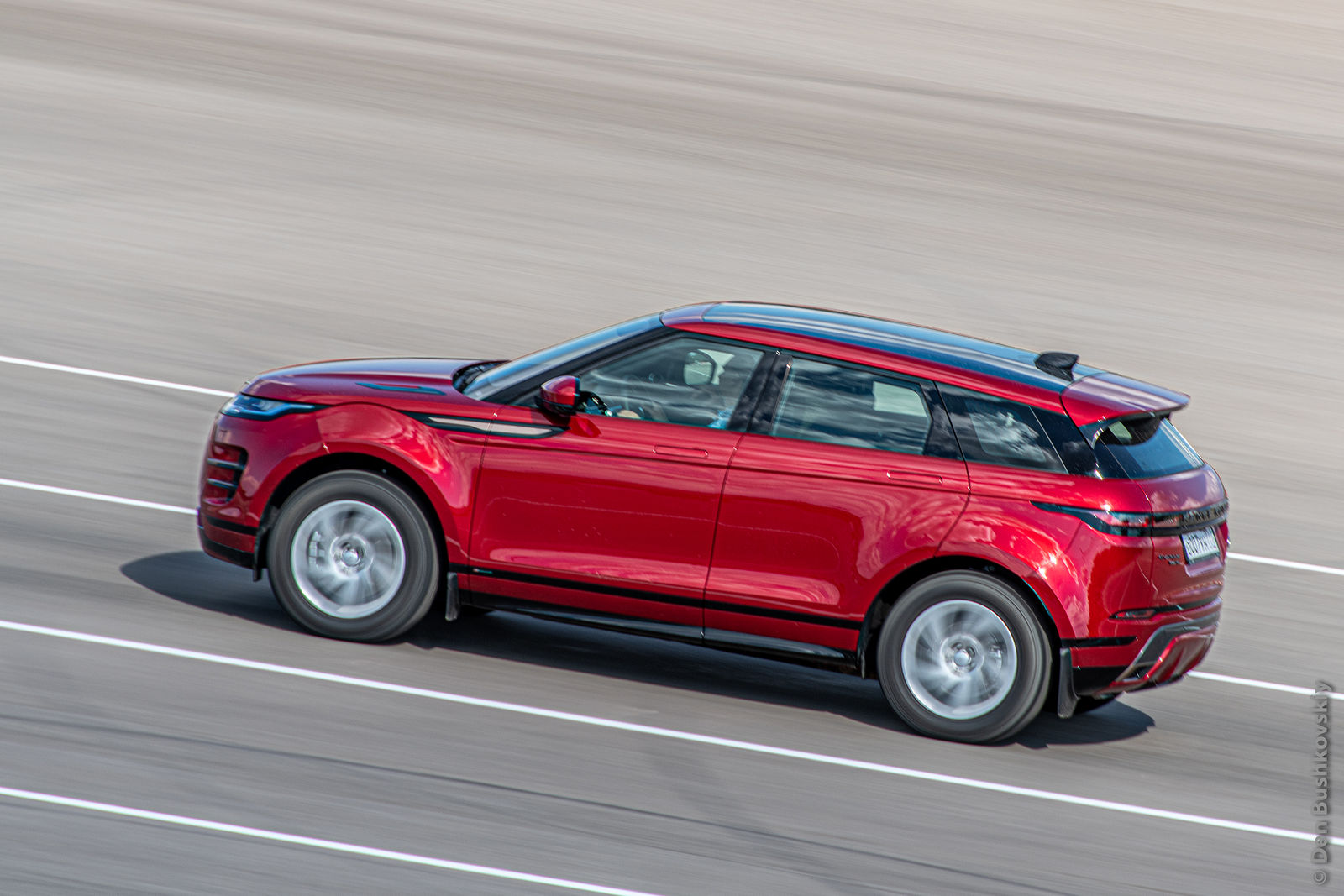 Фотограф Денис Бушковский. Range Rover Evoque 2019. Без названия
