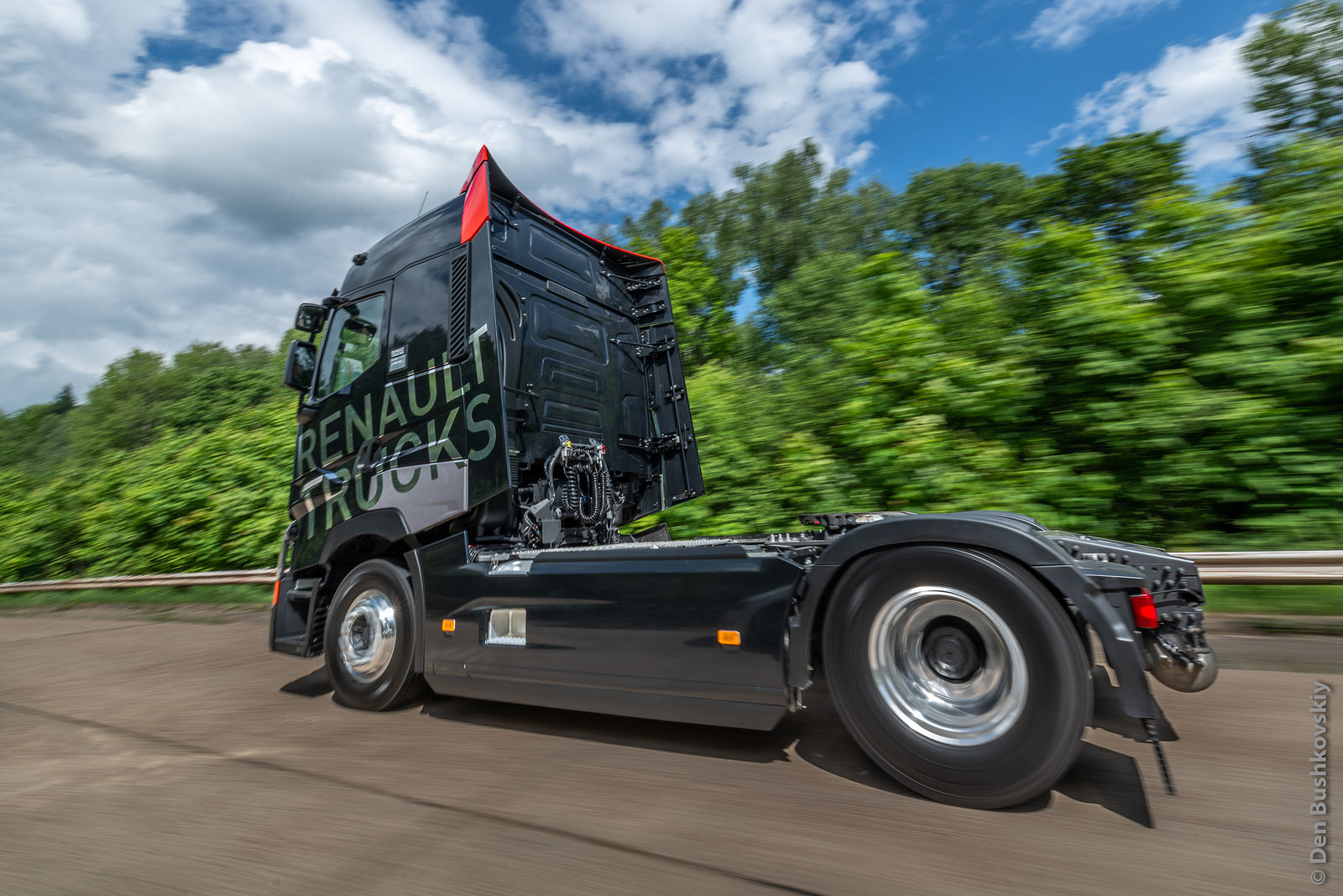 Den Bushkovskiy Photographer. Renault Trucks test-drive. Untitled